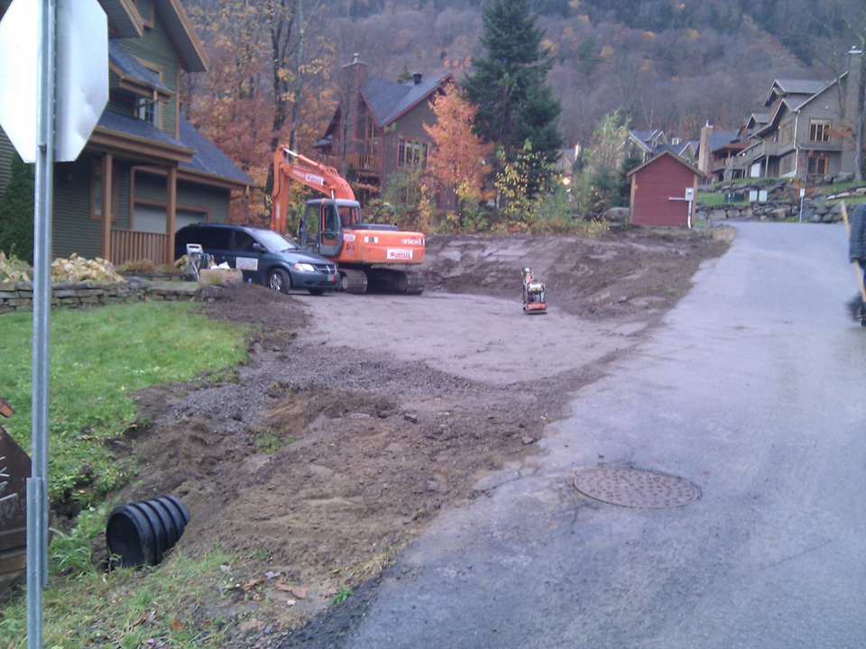 Service d’excavation sur la Rive-Nord à Laval, Mirabel, Laurentides ou Lanaudière / Paysagiste Rive-Nord