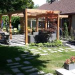 Construction de pergola cour Arrière à Rosemère - Amenagement paysager - Paysagiste-Rive-Nord